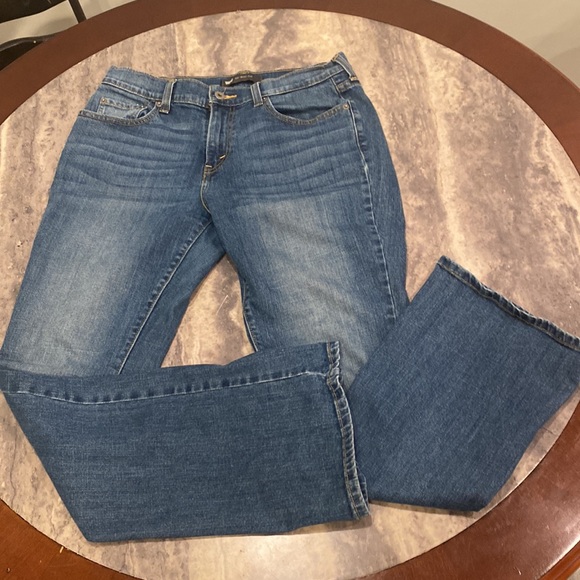 Levi's 515 Bootcut Jeans Stretch 10.5" Rise 31.5" Inseam Med Wash - Picture 1 of 11